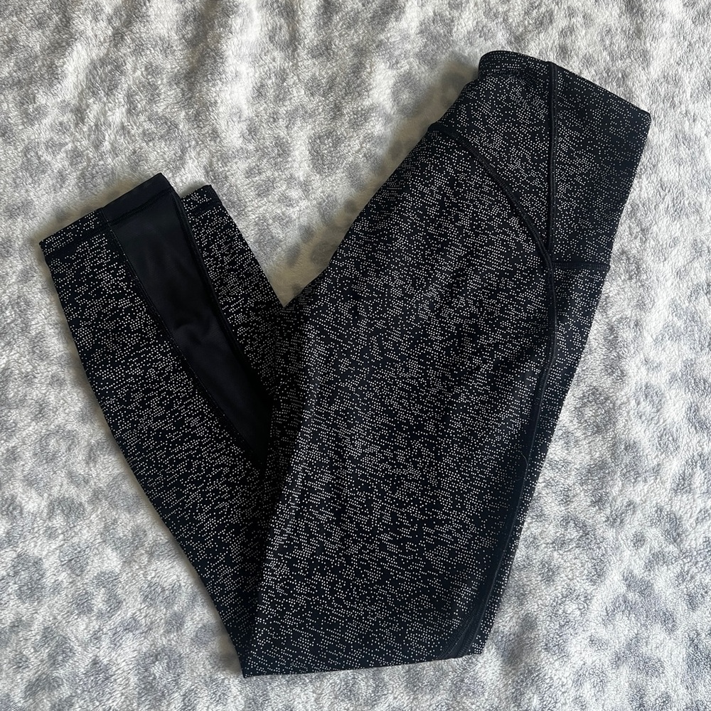 Lululemon Train Times Crop 21” Size 6